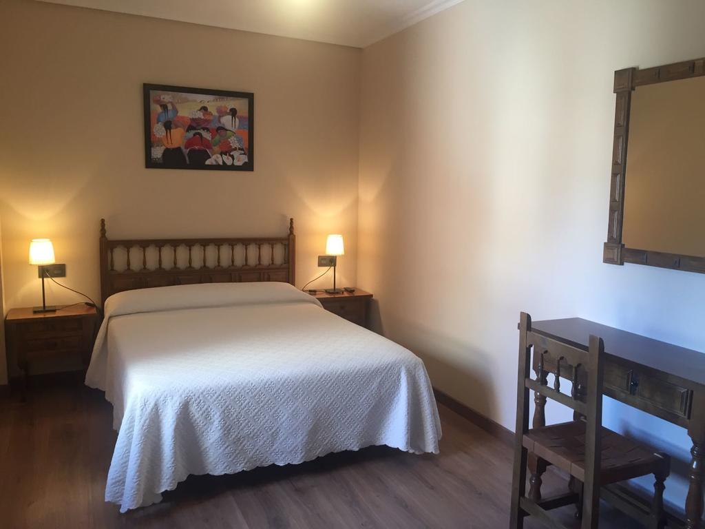 Hostal Argentino Béjar Buitenkant foto